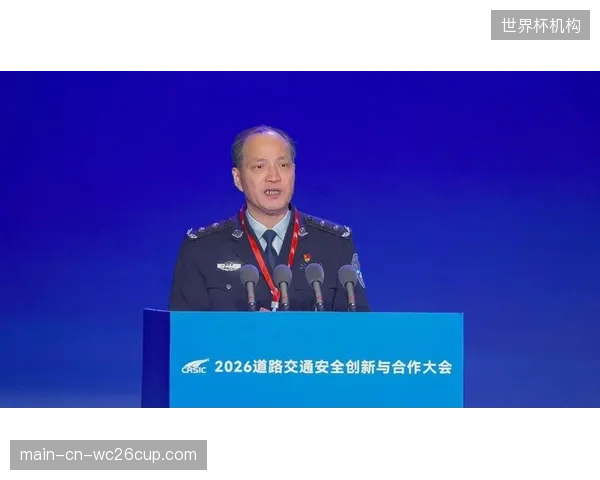 举国体制与市场机制的系统耦合，是中国特色体育发展道路创新的根本方向